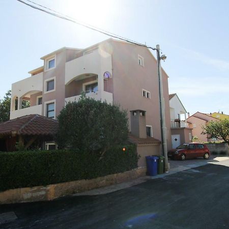 Apartments Lili Биоград-на-Мору Экстерьер фото
